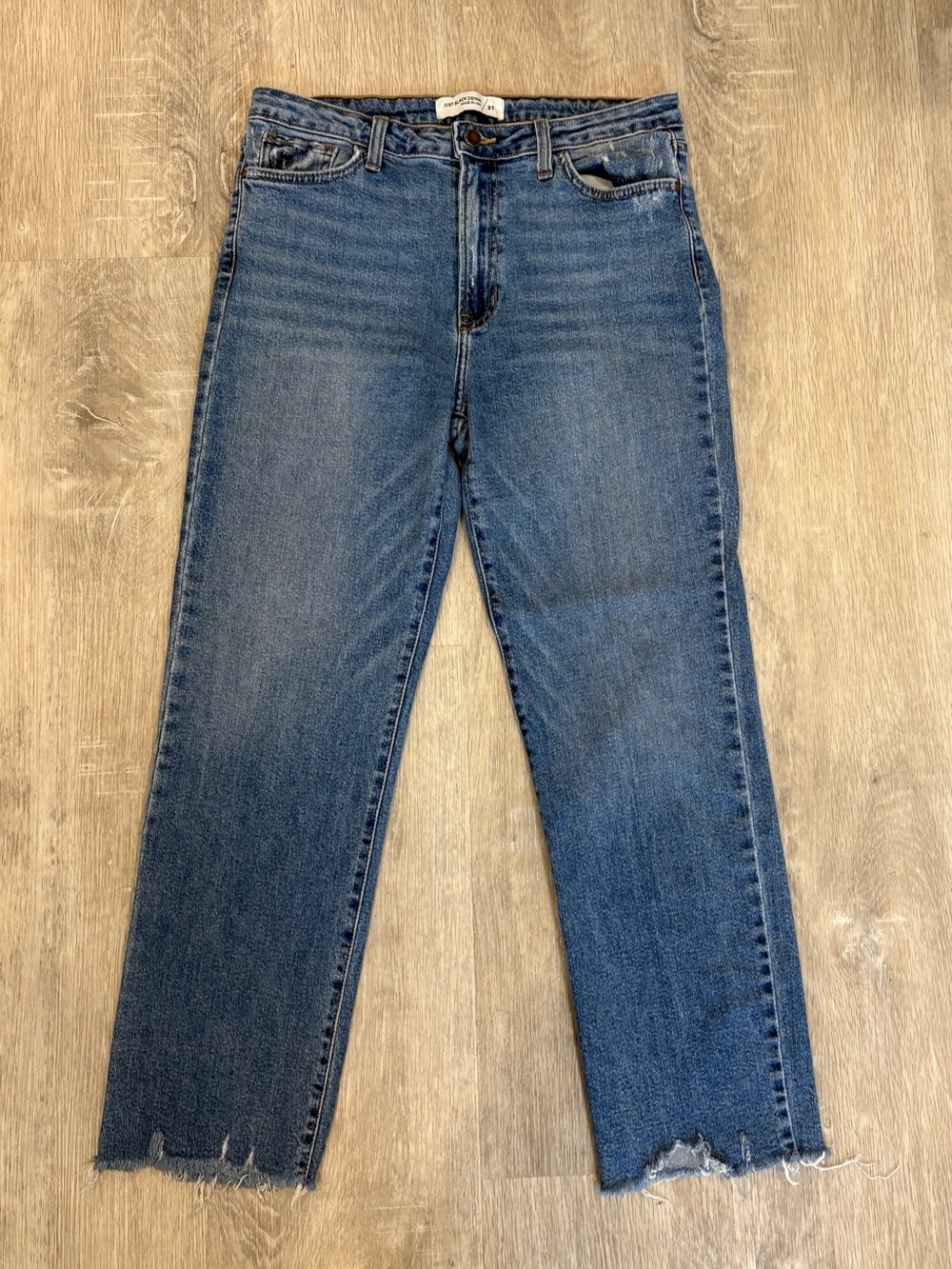 Blue Women's Straight-Leg Jeans - Classic Mid Wash